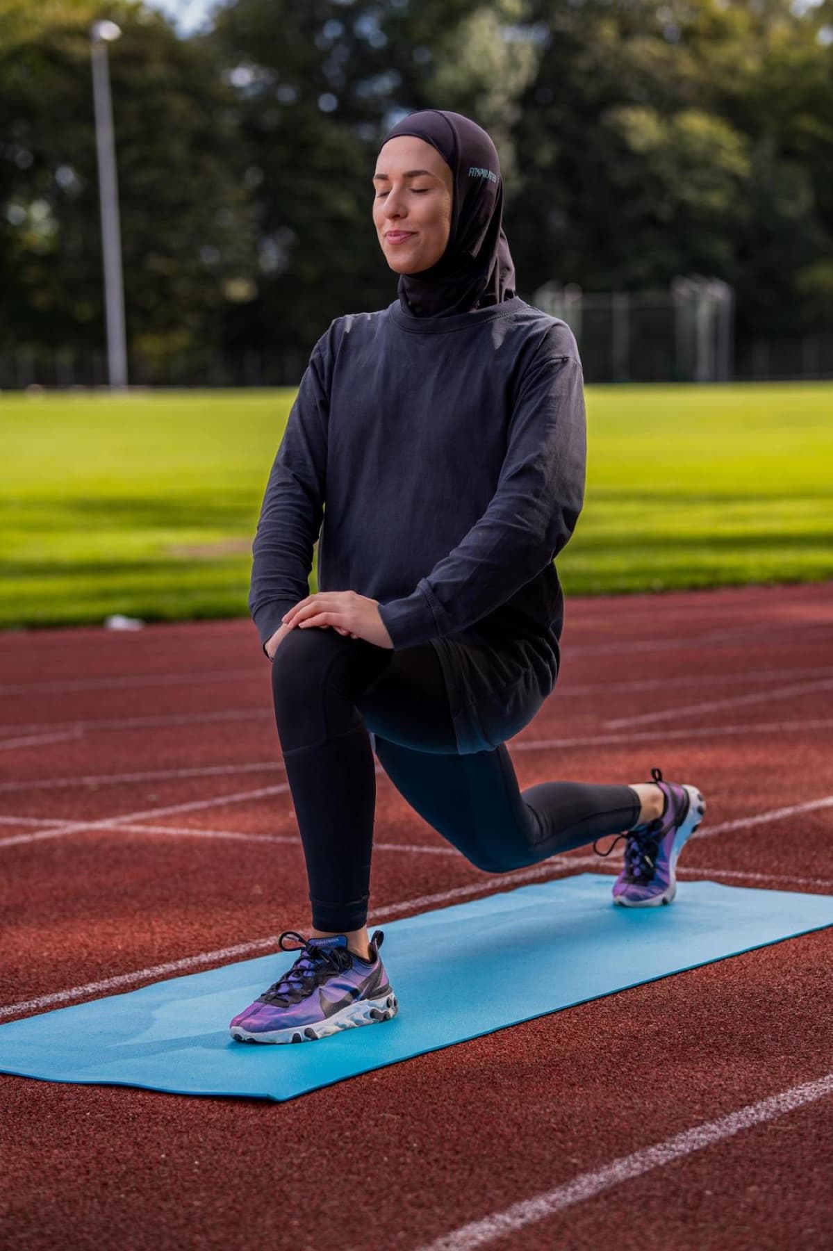 Seher beim Mobility-Training auf der Laufbahn